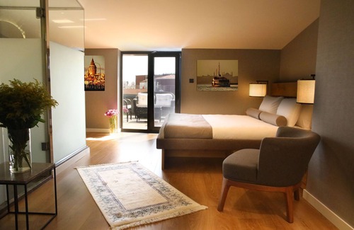 Osmanbey Hotel | Roomers Nisantasi