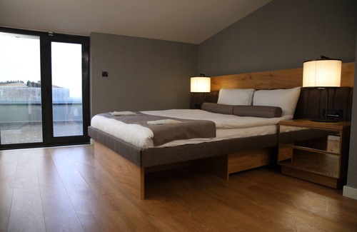 Osmanbey Hotel | Roomers Nisantasi