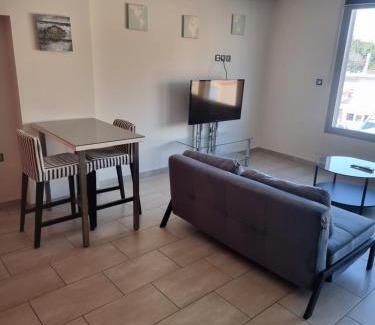 Chalcis Apartamento | roomotel