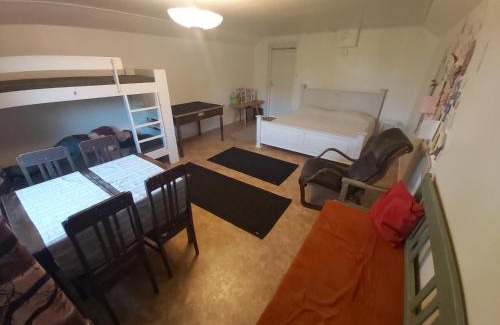 Muonio Casa | Rooms in a big wooden home, homestay