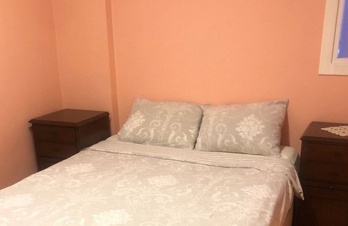 Kartal Apartamento | Rooms To Go in A Dance Studio