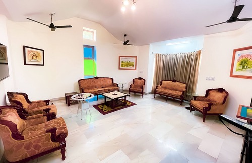 Gurugram Villa | Roomshala 131 Willow Woods Farmhouse