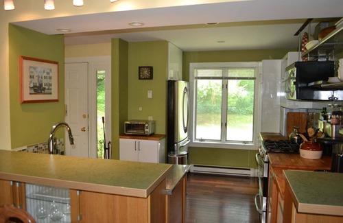 Quechee Condominio | Roomy 3 Bedroom Quechee Lakes Condo