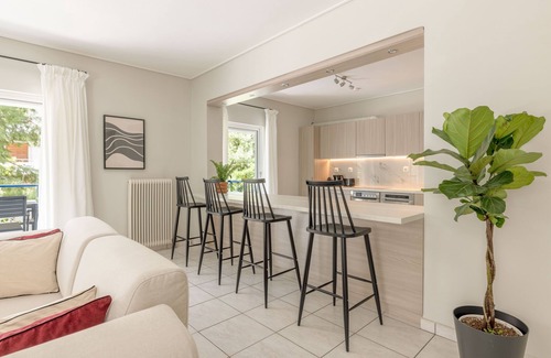 Amarousion Apartamento | Roomy 3BR Apartment in Marousi