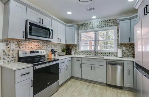 North Augusta Cabaña | Roomy Cozy Cottage near the City