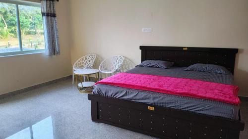 Ninnimamidi Complejo | Roopa Resorts