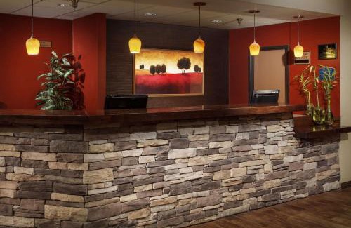 Dickinson Hotel | Roosevelt Grand Dakota SureStay Collection by Best Western