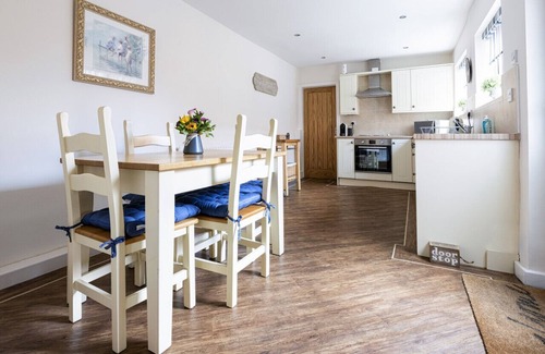 Ollerton Casa | Ropemaker's Cottage, · Ropemaker's Cottage, cosy cottage retreat