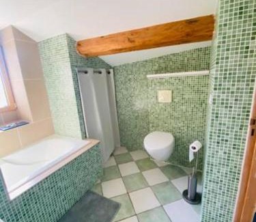 Saint-Georges-d'Esperanche Cama Y Desayuno | Rosewood SPA