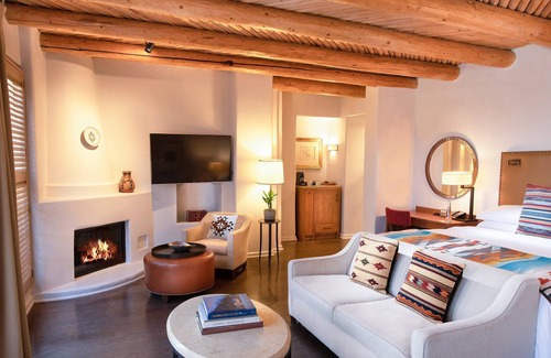 Downtown Santa Fe Hotel | Rosewood Inn of the Anasazi