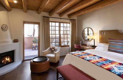 Downtown Santa Fe Hotel | Rosewood Inn of the Anasazi