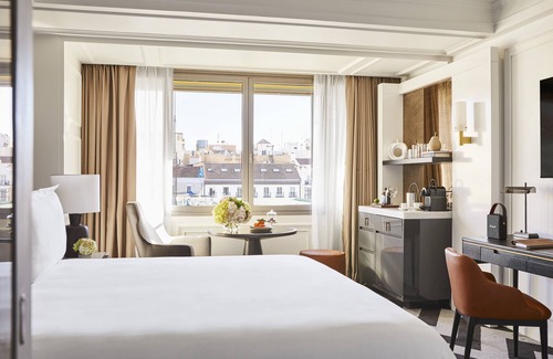 Castellana Hotel | Rosewood Villa Magna