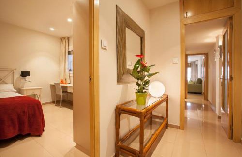 El Camp de l'Arpa del Clot Apartamento | Rosselló Apartment