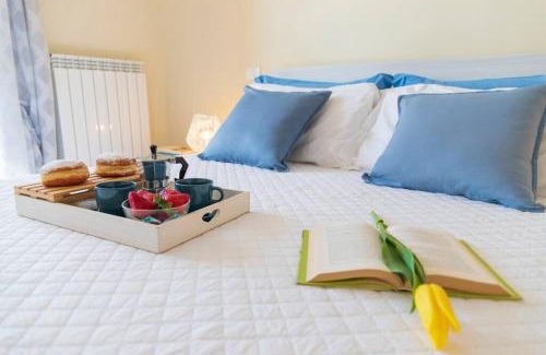 Gabicce Mare Apartamento | Rossellini Home a Gabicce Mare by Yohome