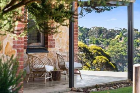 Crafers West Casa | Rossini's Cottage - Hills Escape