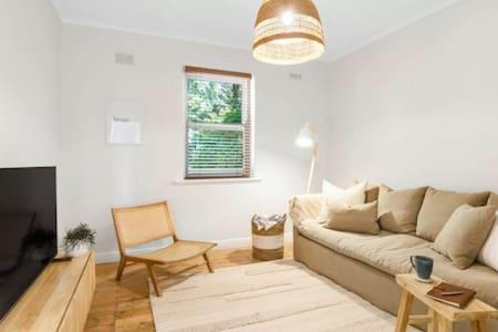 Crafers West Casa | Rossini's Cottage - Hills Escape