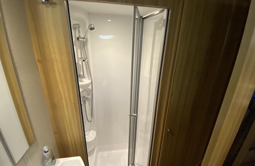 Rostrevor Cabina | Rostrevorvalley Caravan Experience Private Hottub