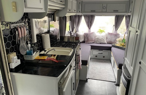 Newry Cabina | Rostrevorvalley Caravan Experience Private Hottub