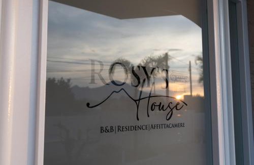 Scafati Cama Y Desayuno | Rosy's House
