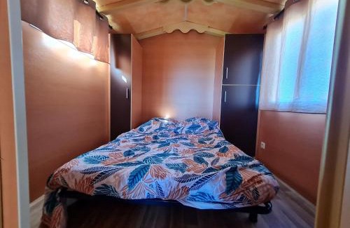 Burthecourt-aux-Chenes Casa | Roulotte Bohème Confort au Sud de Nancy - FR-1-584-364
