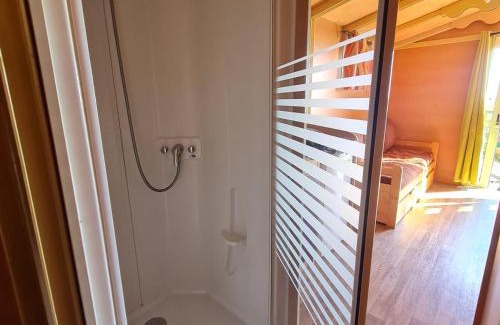 Burthecourt-aux-Chenes Casa | Roulotte Bohème Confort au Sud de Nancy - FR-1-584-364