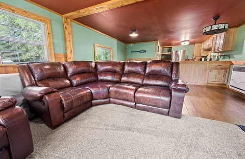 Luck Cabina | Round Lake Hideaway