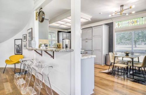 Ledbetter Casa | Round Top, This is the PLACE!