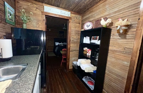 Hartsfield Cabaña | Rural-Baño en la habitacion-Estándar-Honeysuckle Cottage