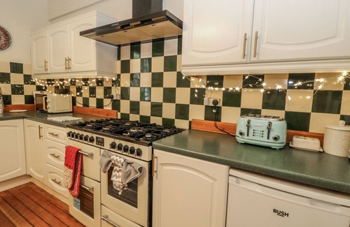 Letham Grange Casa | ROWAN TREE HOUSE, pet friendly, character holiday cottage in Brechin