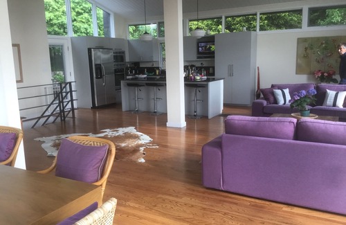 Norwalk Casa | Elegante casa contemporánea en la comunidad de playa aislada