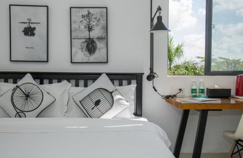 Tianya District Hotel | Roy-Sanya Bay Coconut Dream Corridor