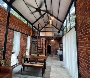 Kuala Klawang Casa | Royal Brick Cottage, Jelebu
