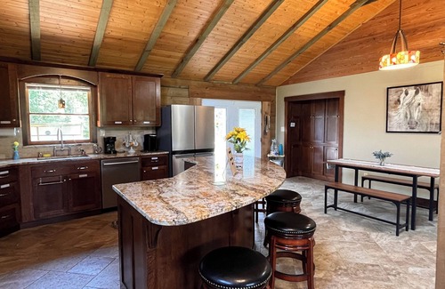 Royal Cabina | Royal Cabin between Lake Quachita and Hot Springs