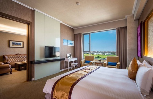 West District Hotel | Royal Chiayi Hotel