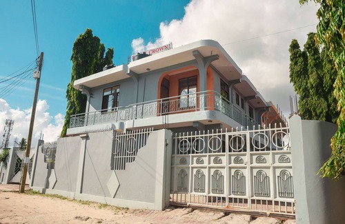 Dar es Salaam Hotel | Royal Crown Kbg Hotel