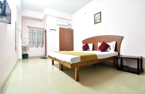 Chennai Cama Y Desayuno | Royal Green Accommodation