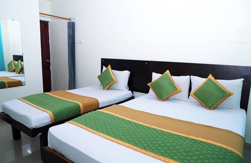 Chennai Cama Y Desayuno | Royal Green Accommodation