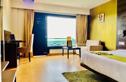 Shilon Bagh Hotel | Royal Green Valley Mashobra by Naina Staycation - Mountain and valley view rooms