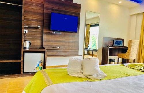 Shilon Bagh Hotel | Royal Green Valley Mashobra by Naina Staycation - Mountain and valley view rooms