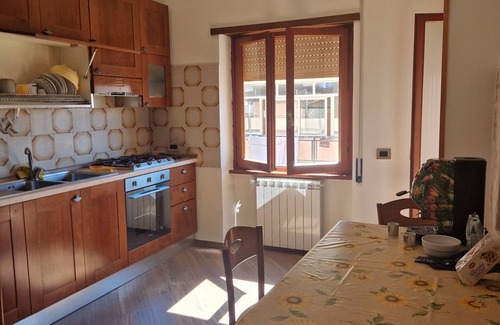 Civitavecchia Apartamento | ROYAL HOUSE APPARTMENT DELUXE close to the main services and the sea.