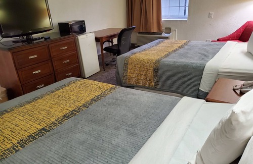 Indianapolis Hotel | Royal Inn