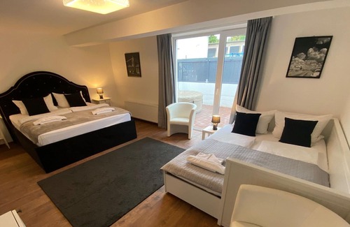 Kropeliner-Tor-Vorstadt Apartamento | Royal Ocean Ferienhaus - Ostsee-ferienhaus Royal Ocean mit Sauna und Whirlpool