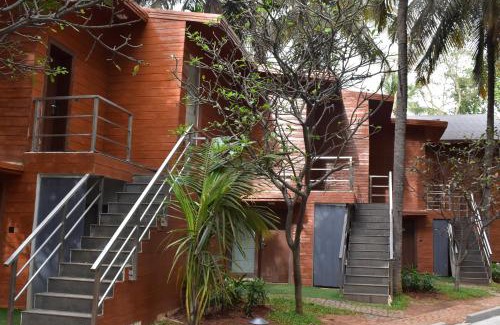 Yelahanka Complejo | Royal Orchid Resort & Convention Centre, Yelahanka Bangalore