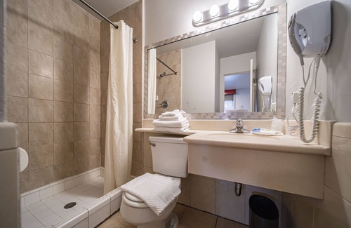 Chinatown Hotel | Royal Pagoda Motel