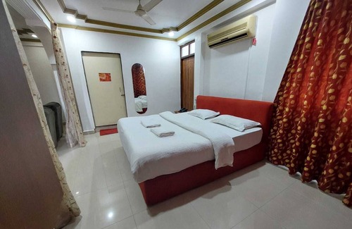 Patnem Hotel | Royal Resort Rajbag