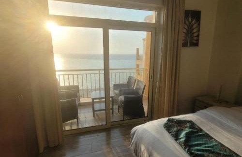 Bay La Sun Apartamento | Royal Beach Apartment