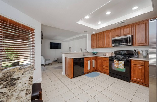 Temecula Casa | Royal Serenity - Home Away from Home