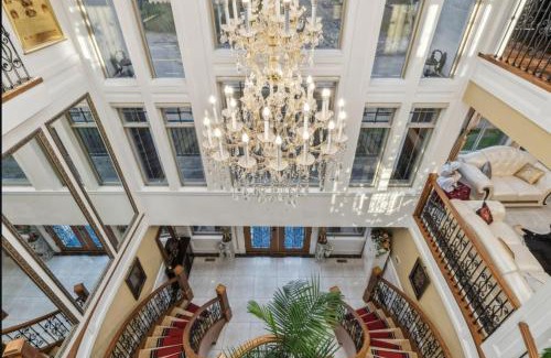 Surrey Hotel | Royal Stays, Surrey