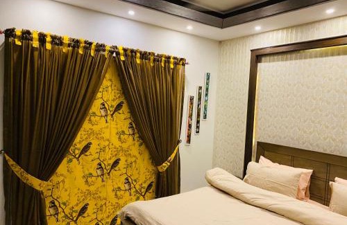 Lahore Villa | Royal Three Bed Villa Full House Dha 6 Lahore