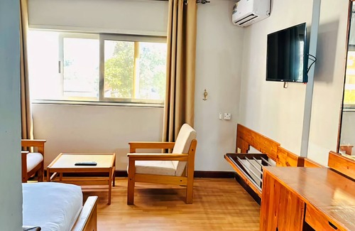 Dar es Salaam Hotel | Royal Village Hotel Dar Es Salaam